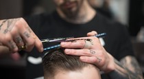 Why you should get a haircut from a mobile barber in the UK?