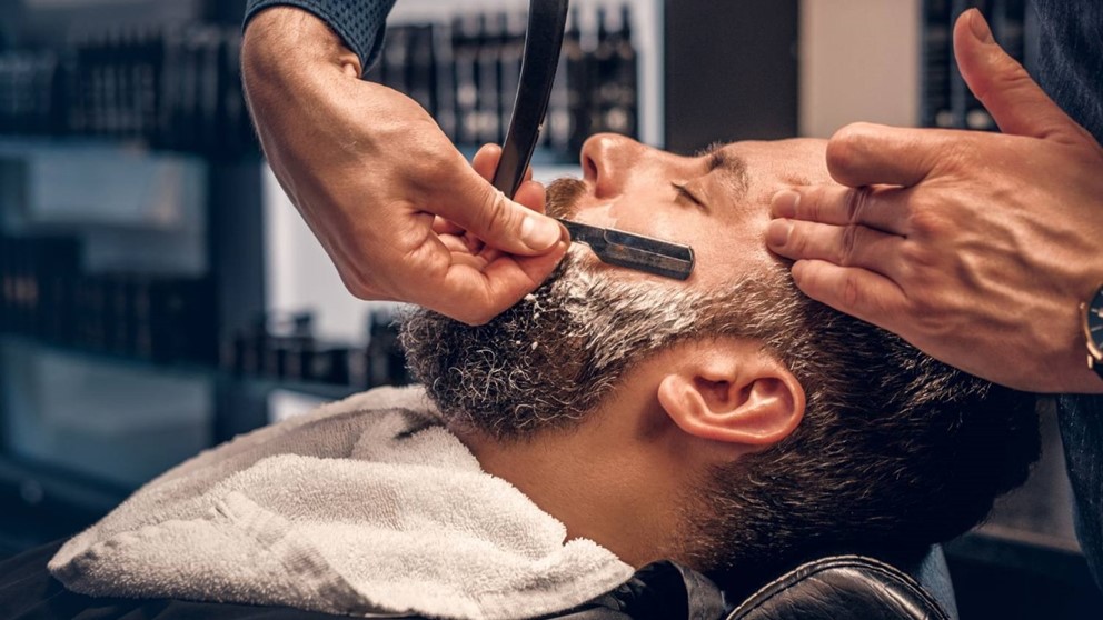 The Ultimate Guide to Beard Maintenance (Even If You're Always on the Go)