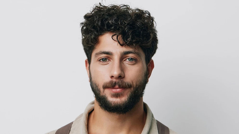 10 Impressive hairstyles for men with small faces
